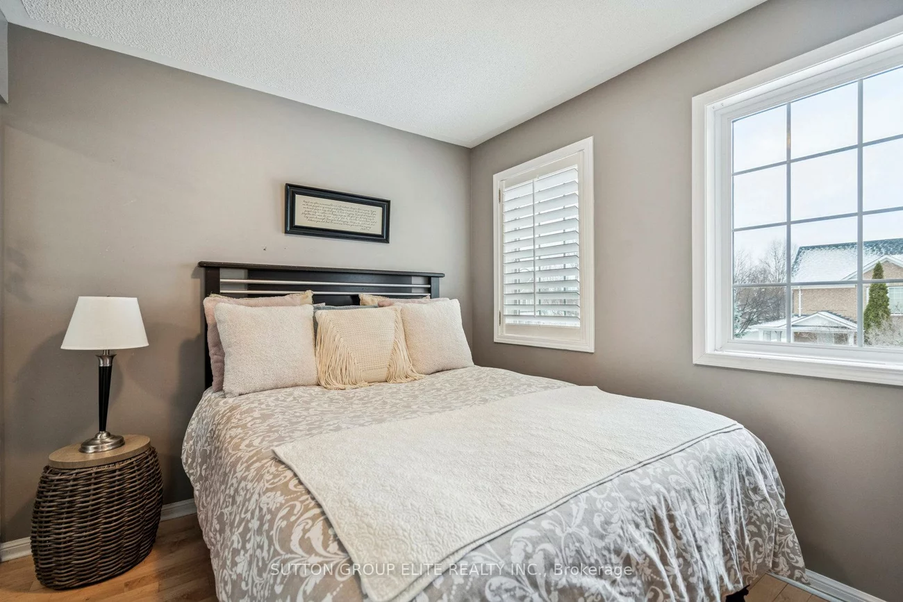 2424, Oakhaven, 1022 - WT West Oak Trails, Oakville