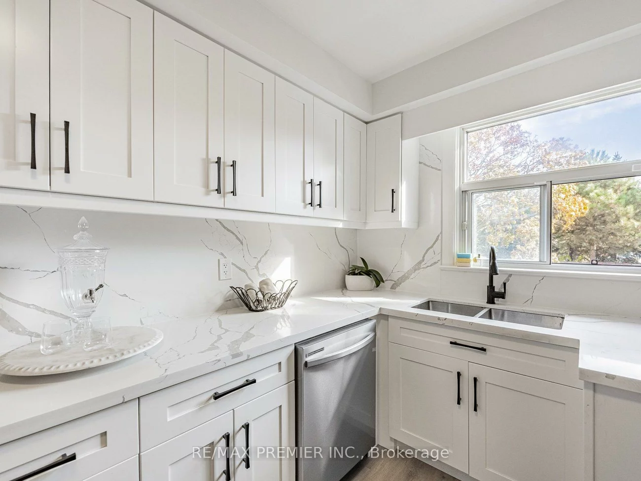 1368, Tansley, 1020 - WO West, Oakville