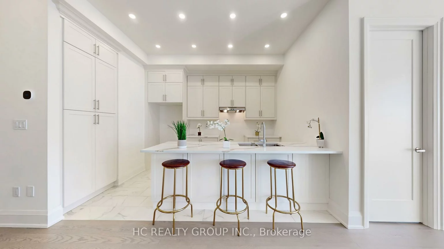 3325, Taha, 1008 - GO Glenorchy, Oakville