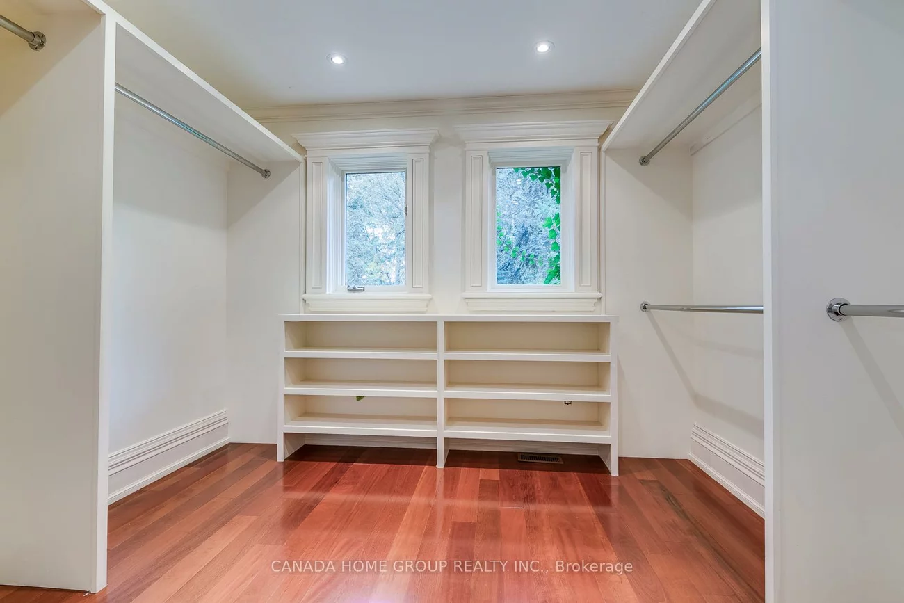 21, Ennisclare, 1011 - MO Morrison, Oakville