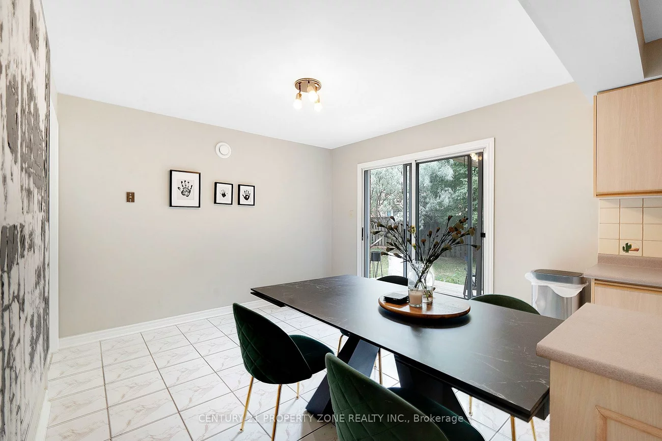 380, Summerchase, 1015 - RO River Oaks, Oakville