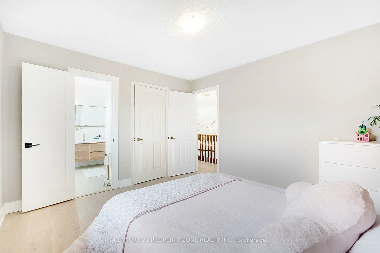 380, Summerchase, 1015 - RO River Oaks, Oakville