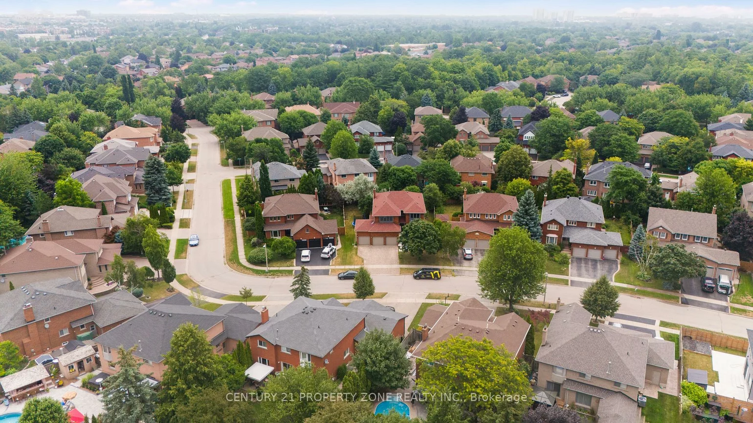 380, Summerchase, 1015 - RO River Oaks, Oakville