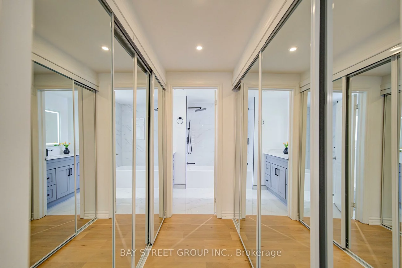 2183, Margot, 1015 - RO River Oaks, Oakville