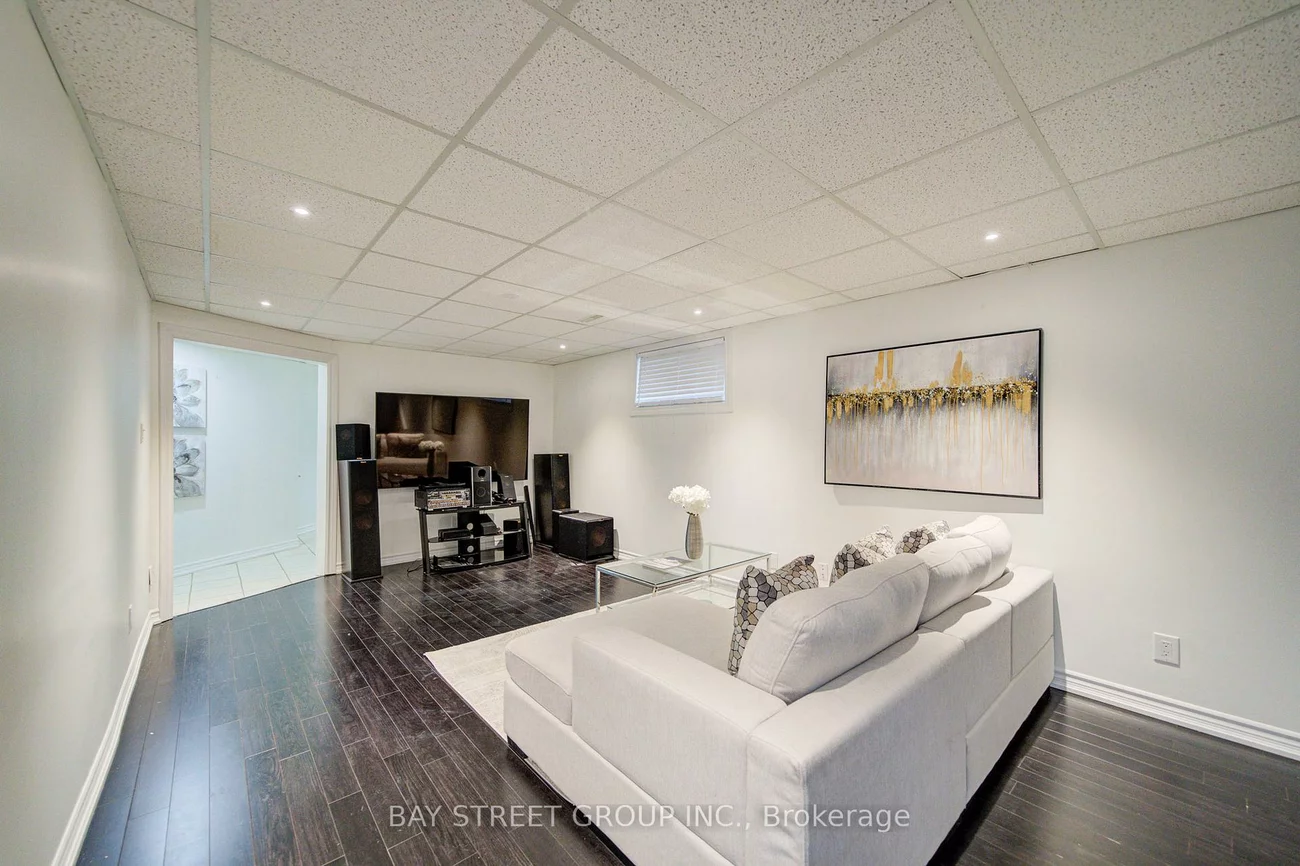 2183, Margot, 1015 - RO River Oaks, Oakville