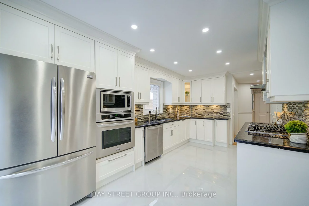 2183, Margot, 1015 - RO River Oaks, Oakville