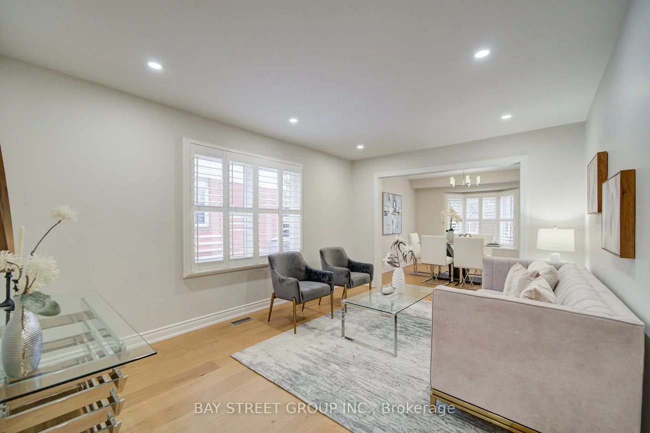 2183, Margot, 1015 - RO River Oaks, Oakville