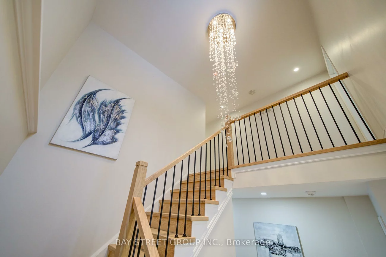 2183, Margot, 1015 - RO River Oaks, Oakville