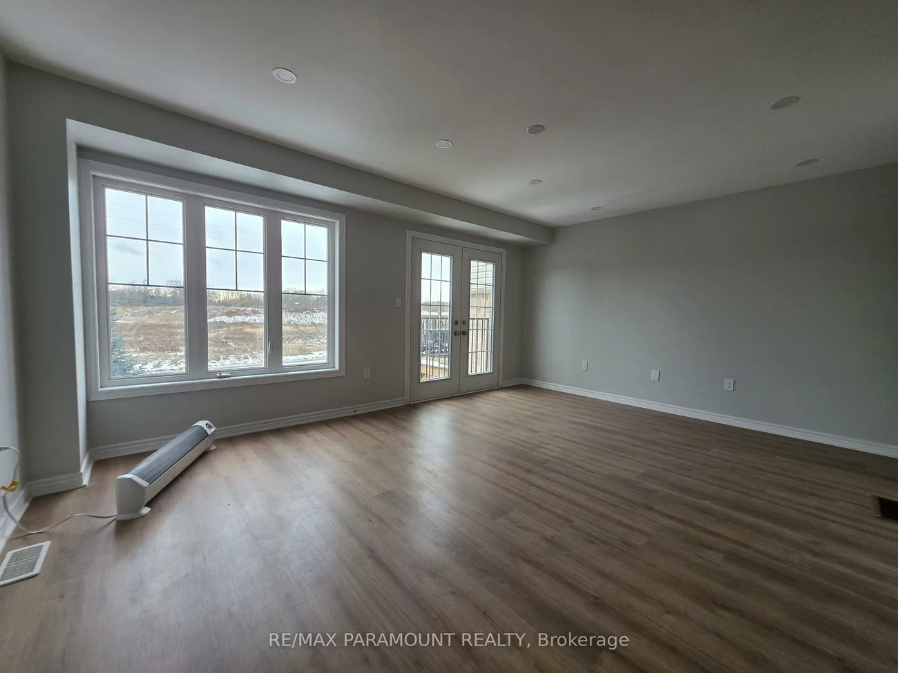 2006, Trawden, 1000 - BC Bronte Creek, Oakville