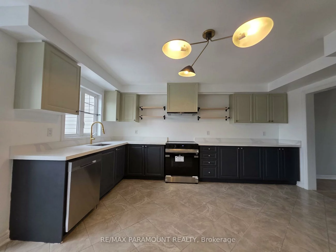 2006, Trawden, 1000 - BC Bronte Creek, Oakville