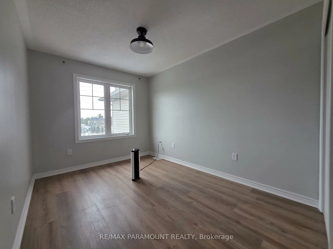 2006, Trawden, 1000 - BC Bronte Creek, Oakville