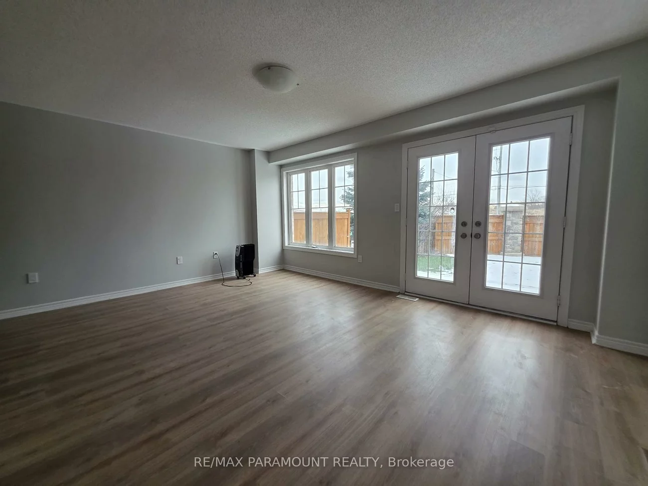 2006, Trawden, 1000 - BC Bronte Creek, Oakville