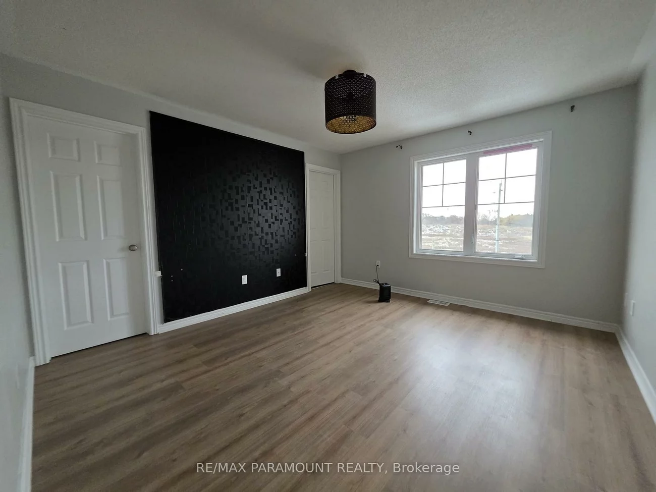 2006, Trawden, 1000 - BC Bronte Creek, Oakville