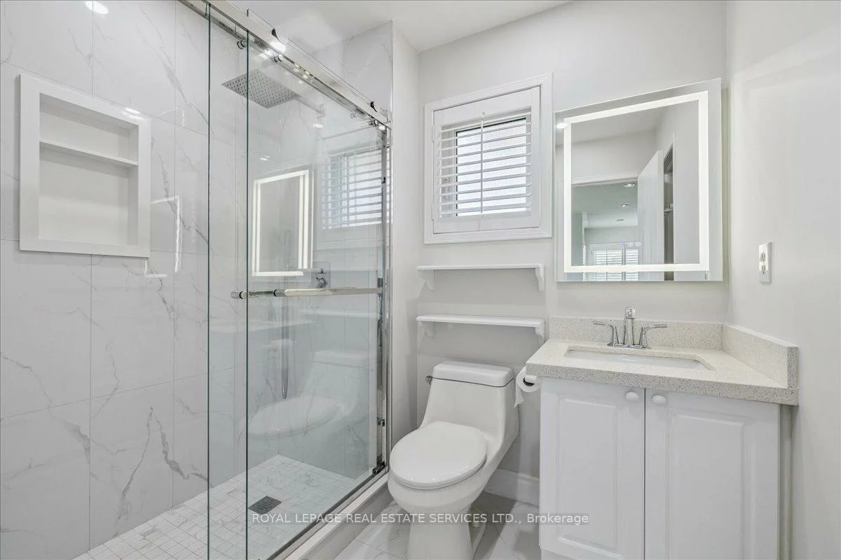 2365, Grand Ravine, 1015 - RO River Oaks, Oakville