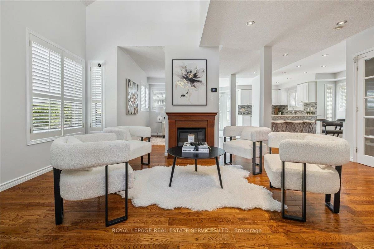 2365, Grand Ravine, 1015 - RO River Oaks, Oakville