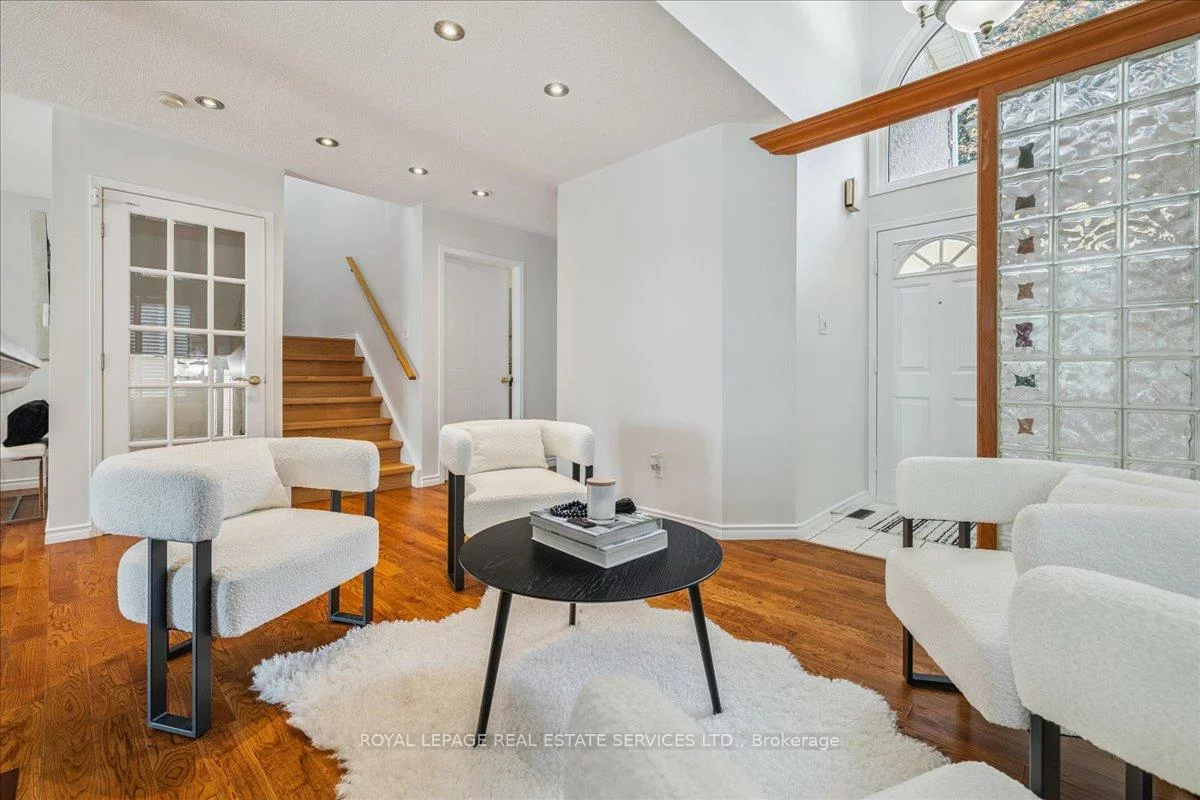 2365, Grand Ravine, 1015 - RO River Oaks, Oakville