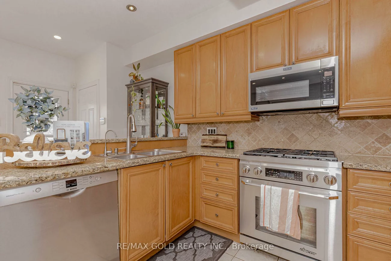 246, Littlewood, 1015 - RO River Oaks, Oakville