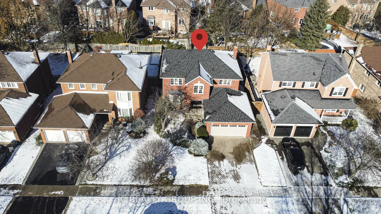 2066, Pineview, 1018 - WC Wedgewood Creek, Oakville