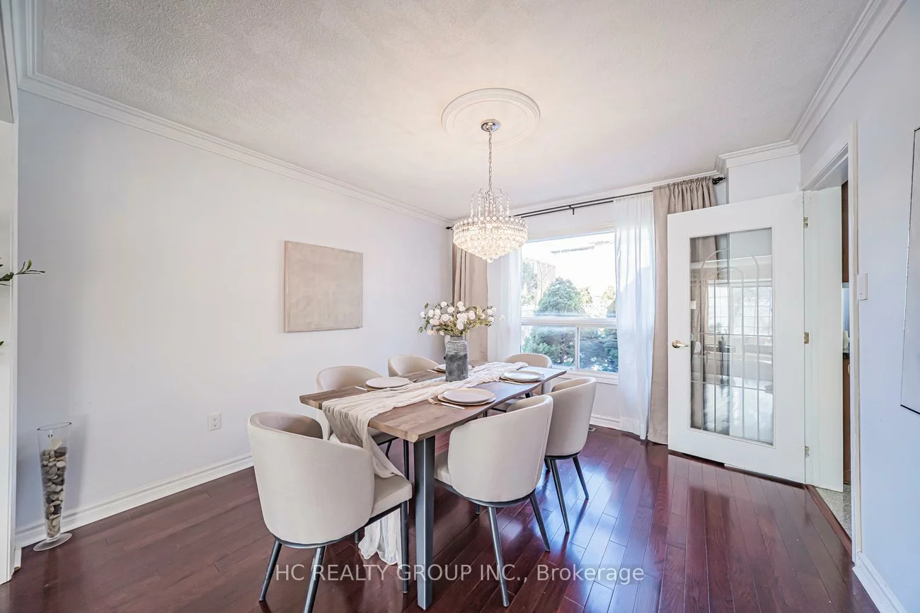 2066, Pineview, 1018 - WC Wedgewood Creek, Oakville