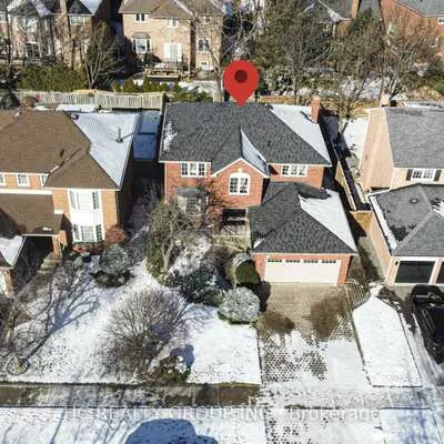 2066, Pineview, 1018 - WC Wedgewood Creek, Oakville