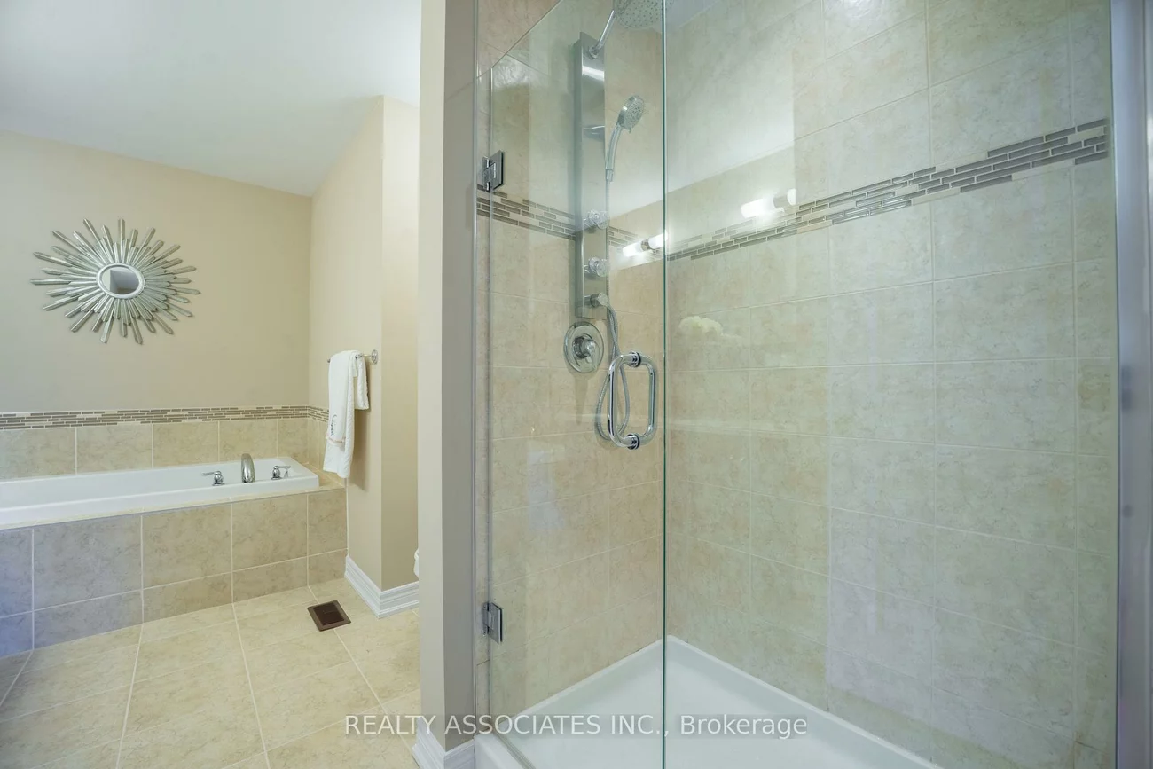 3333, Mockingbird, 1010 - JM Joshua Meadows, Oakville