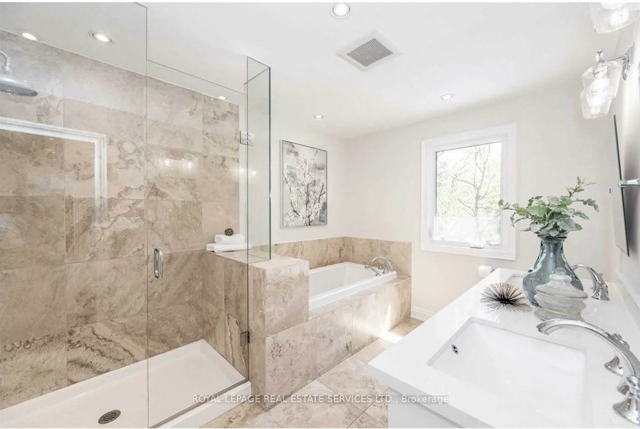 1302, Hillview, 1005 - FA Falgarwood, Oakville