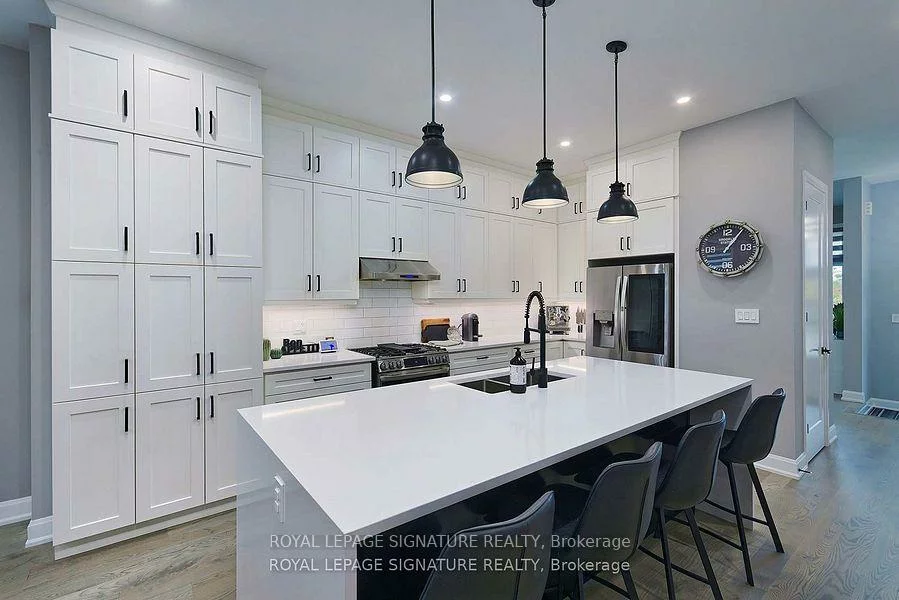 1467, Lakeport, 1010 - JM Joshua Meadows, Oakville