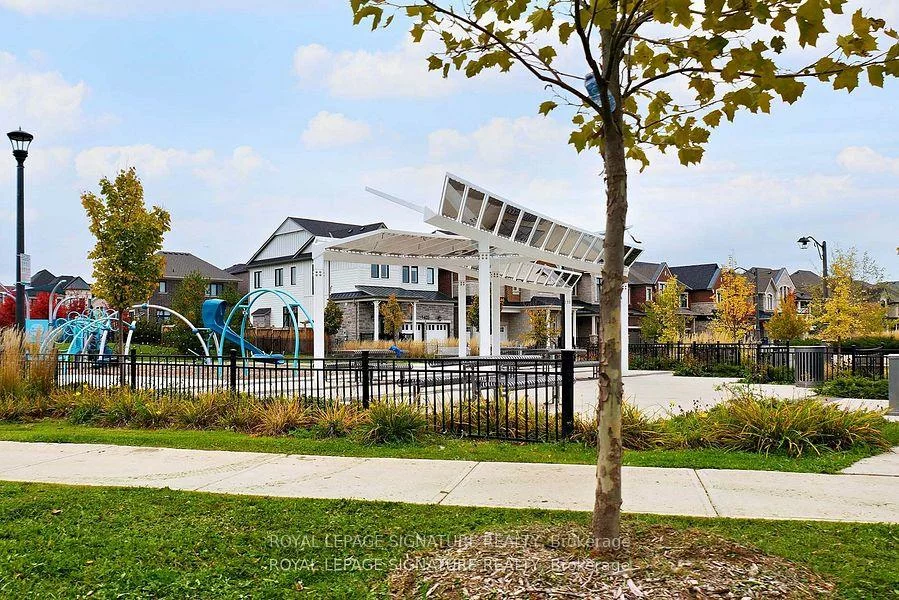 1467, Lakeport, 1010 - JM Joshua Meadows, Oakville