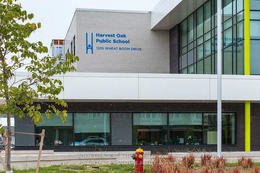 1467, Lakeport, 1010 - JM Joshua Meadows, Oakville