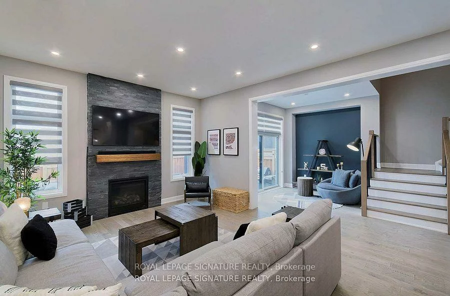 1467, Lakeport, 1010 - JM Joshua Meadows, Oakville