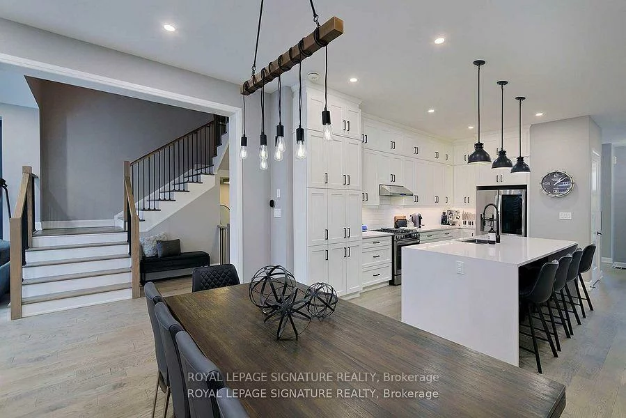 1467, Lakeport, 1010 - JM Joshua Meadows, Oakville