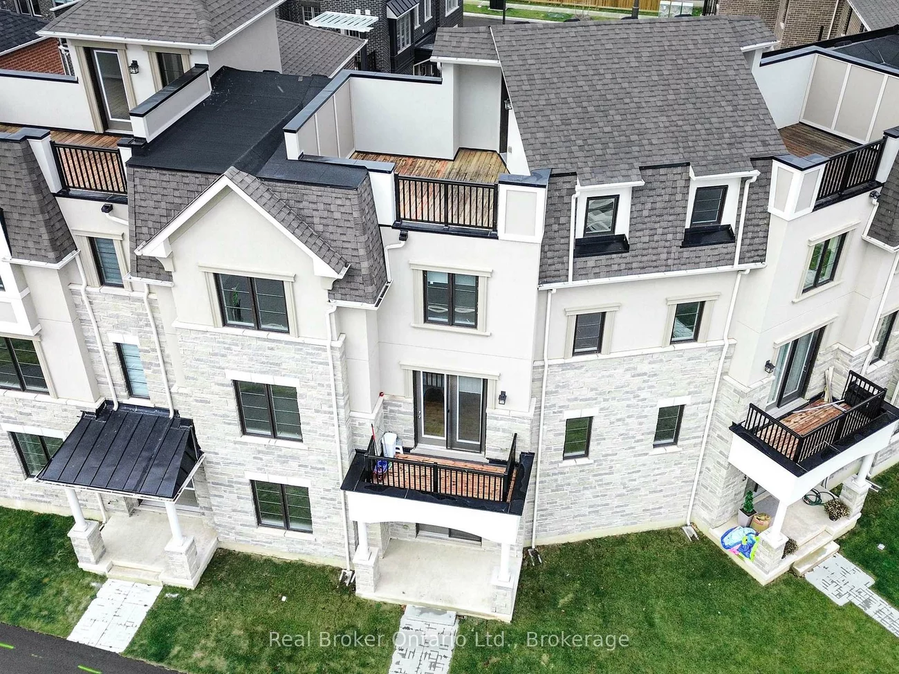 1397, William Halton, 1012 - NW Northwest, Oakville