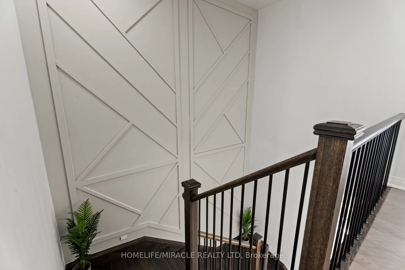 3118, Travertine, 1012 - NW Northwest, Oakville