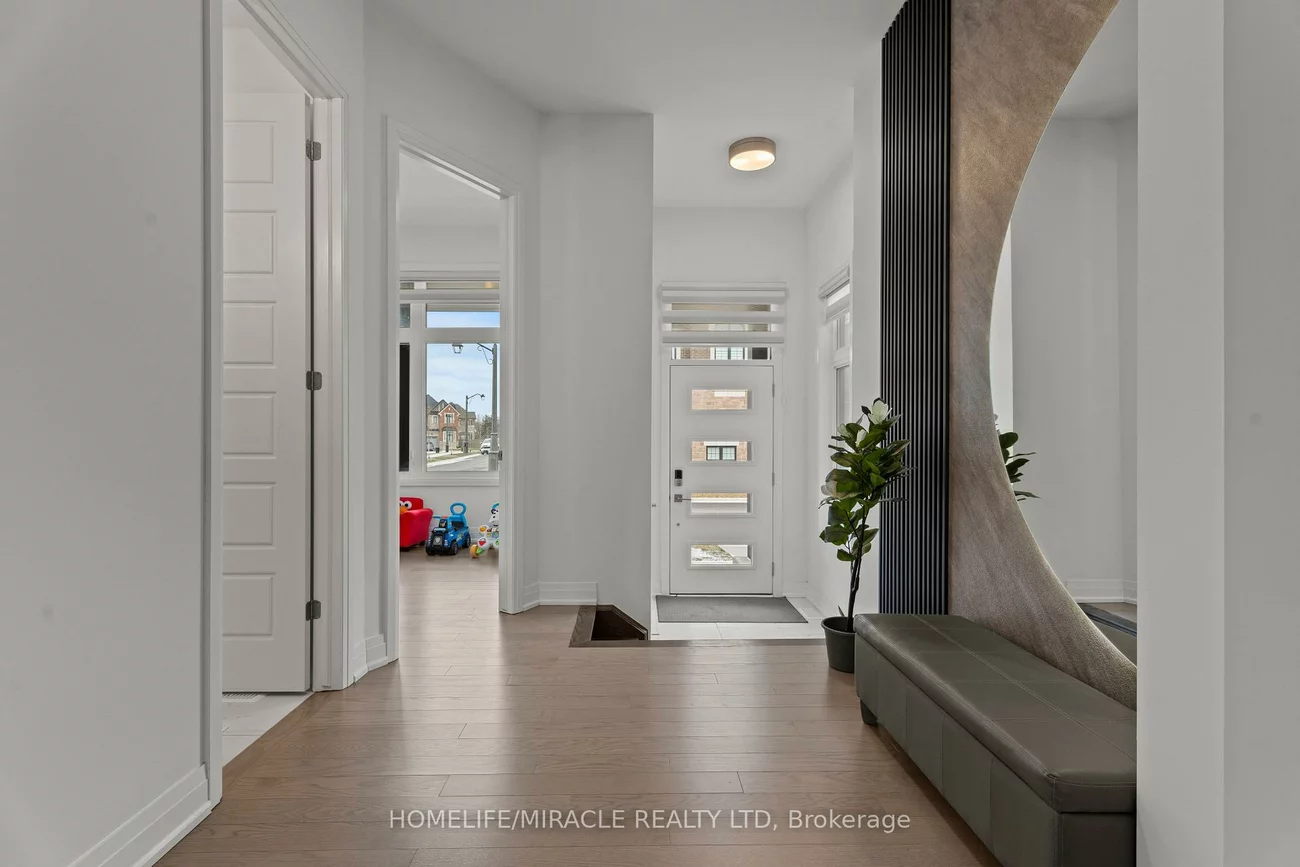 3118, Travertine, 1012 - NW Northwest, Oakville