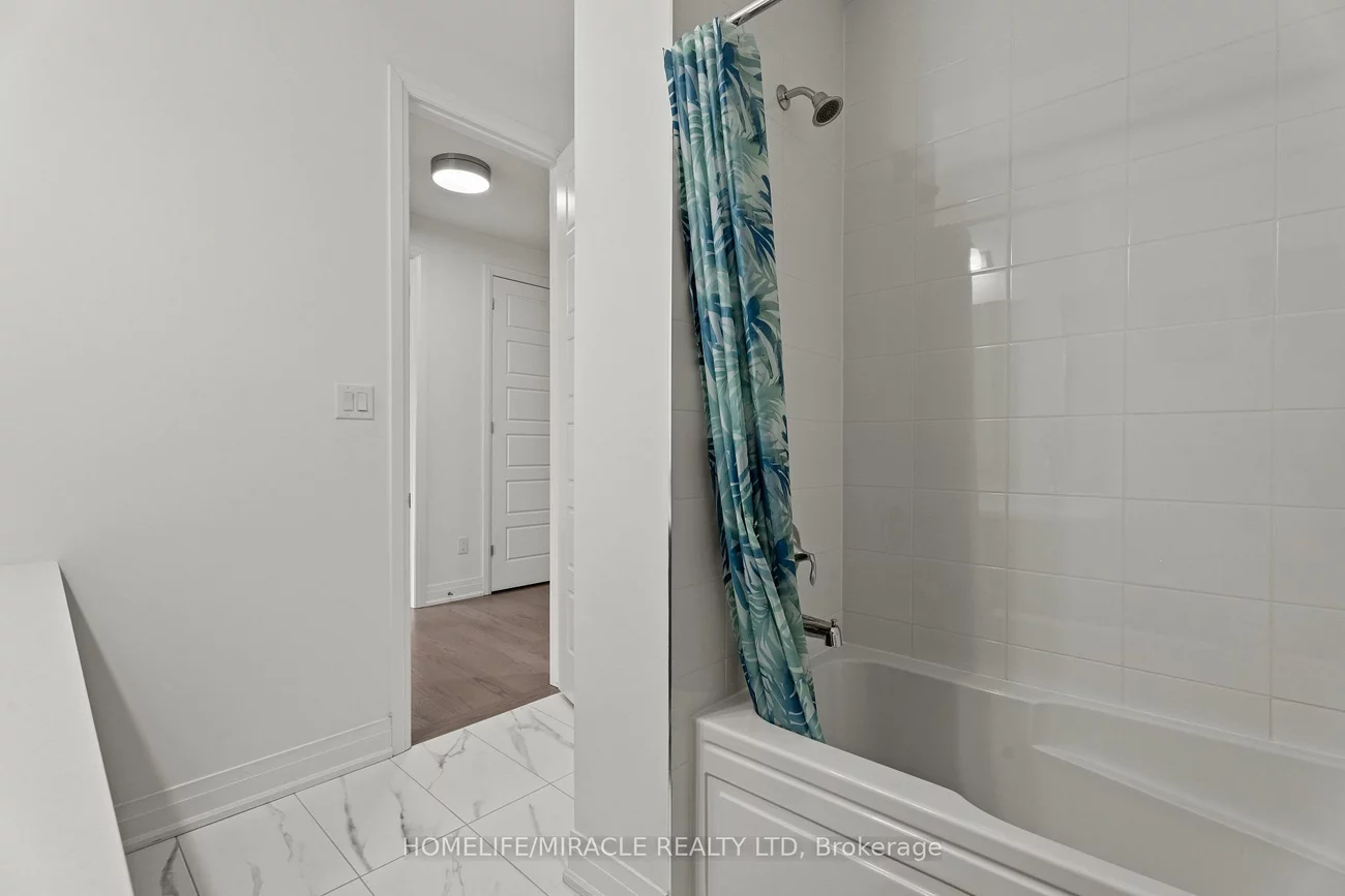 3118, Travertine, 1012 - NW Northwest, Oakville