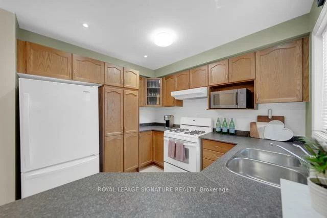 2430, Lazio, 1022 - WT West Oak Trails, Oakville