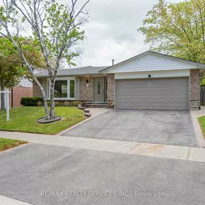 2296, Devon, 1006 - FD Ford, Oakville