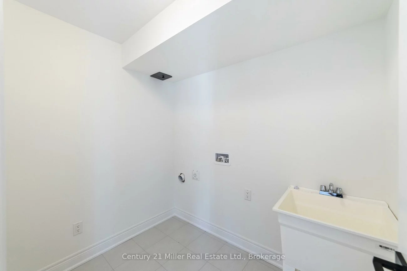 260, Melody, 1015 - RO River Oaks, Oakville