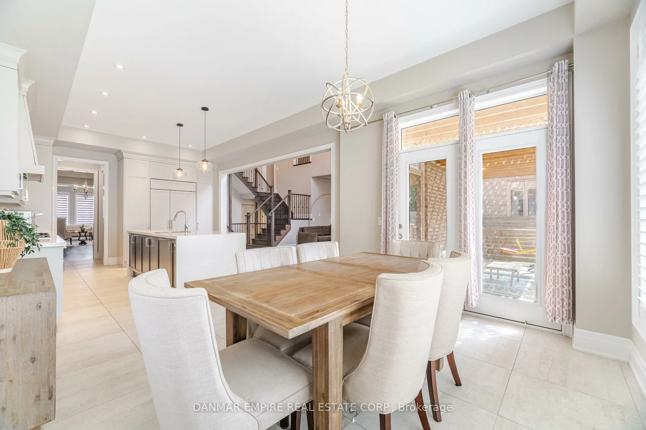 386, Tudor, 1020 - WO West, Oakville