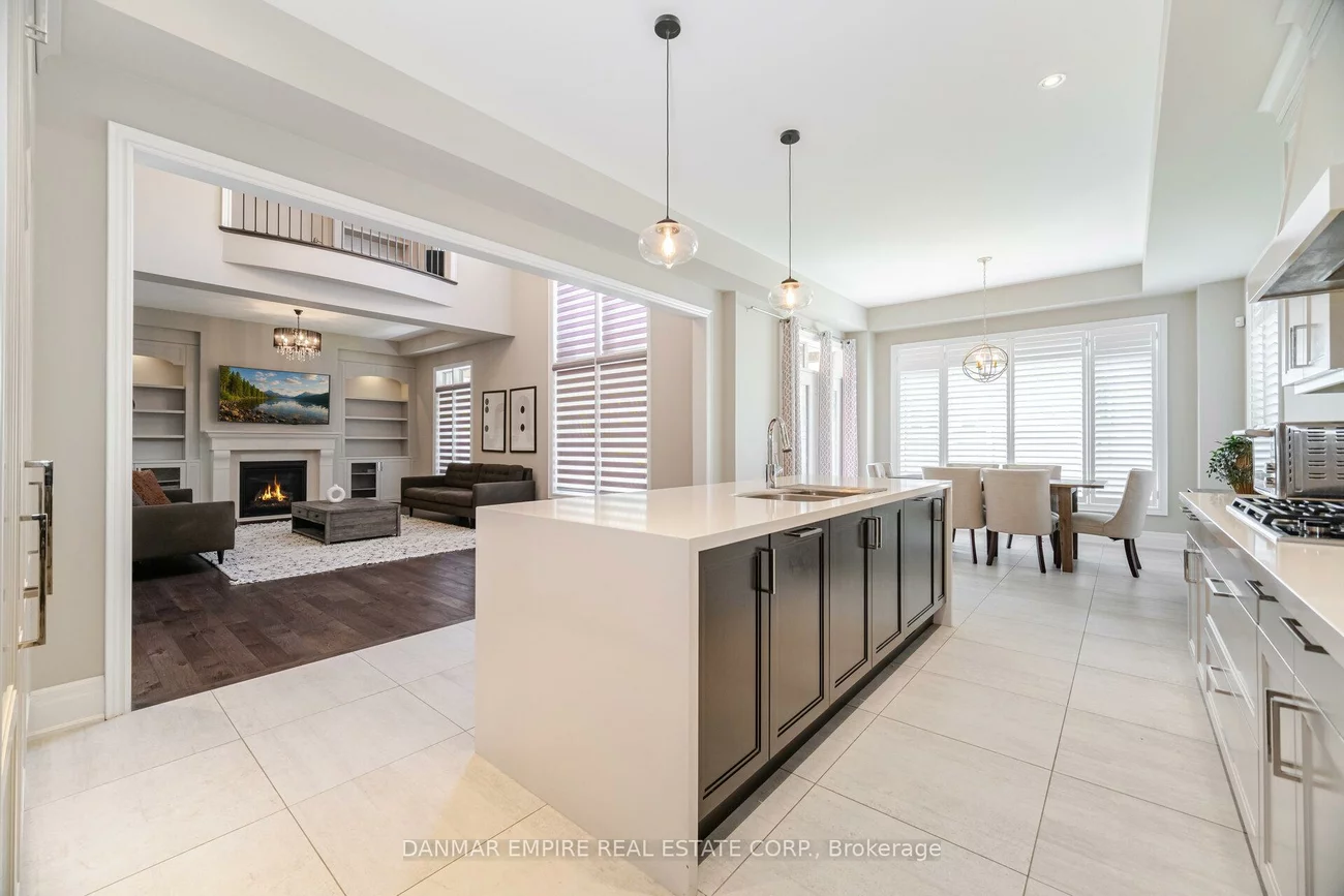 386, Tudor, 1020 - WO West, Oakville