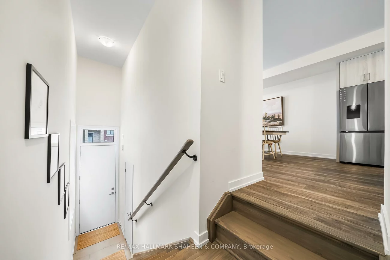 1330, Kaniv, 1012 - NW Northwest, Oakville