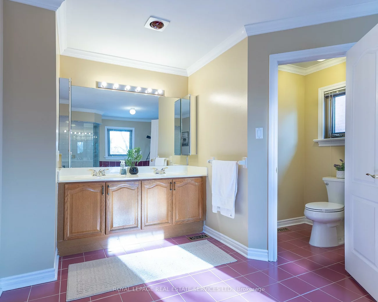 391, March, 1015 - RO River Oaks, Oakville