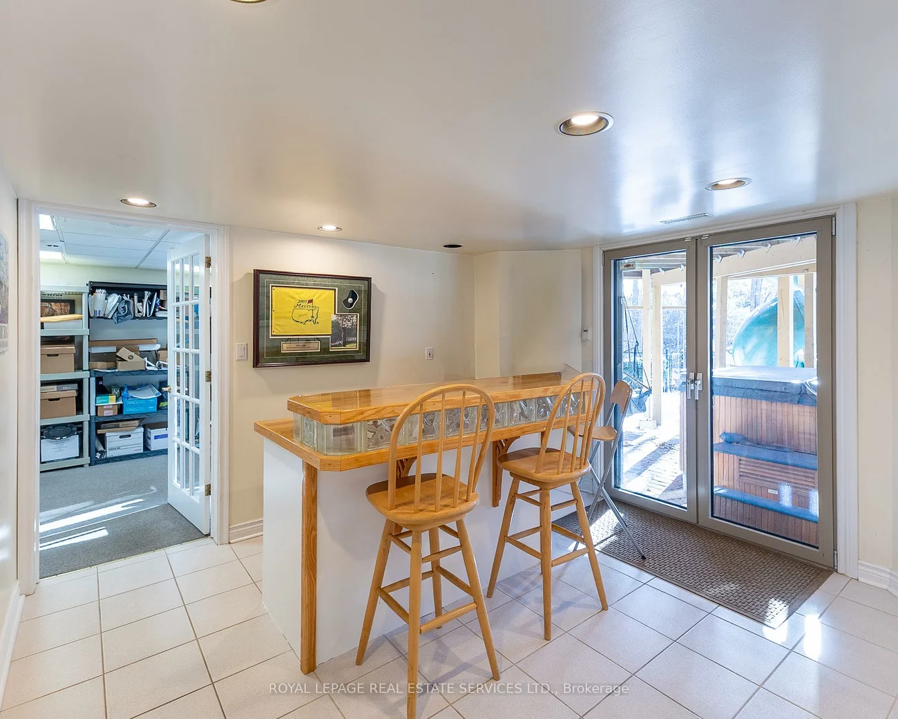 391, March, 1015 - RO River Oaks, Oakville