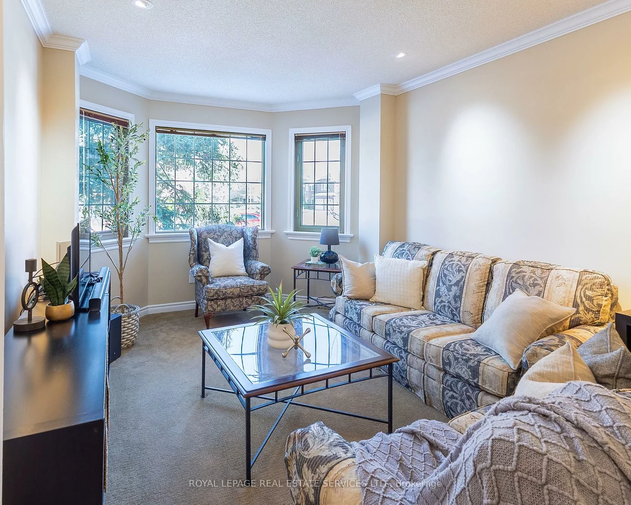 391, March, 1015 - RO River Oaks, Oakville