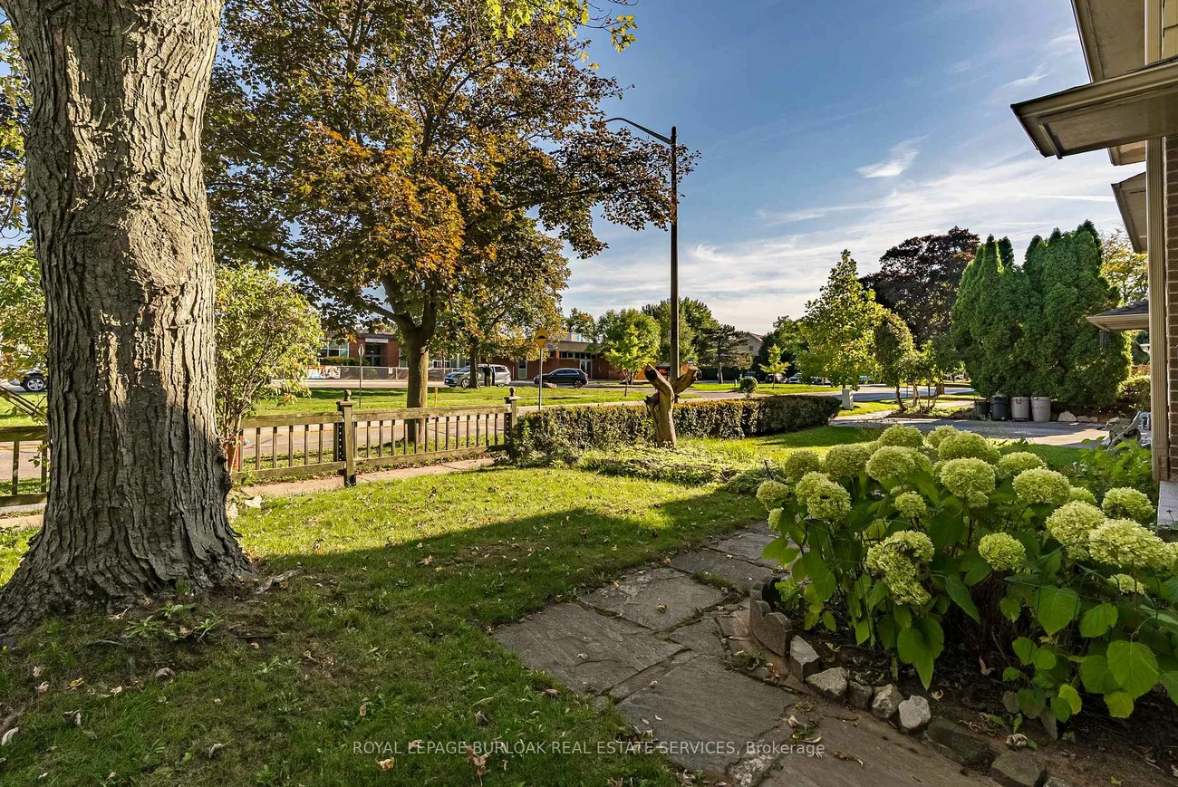 214, Vance, 1001 - BR Bronte, Oakville