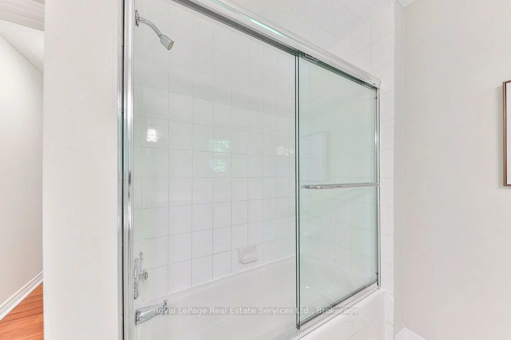 1688, Glenvista, 1009 - JC Joshua Creek, Oakville