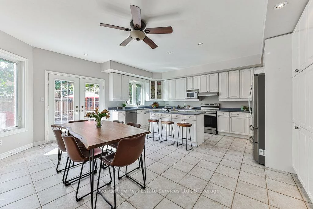 1688, Glenvista, 1009 - JC Joshua Creek, Oakville