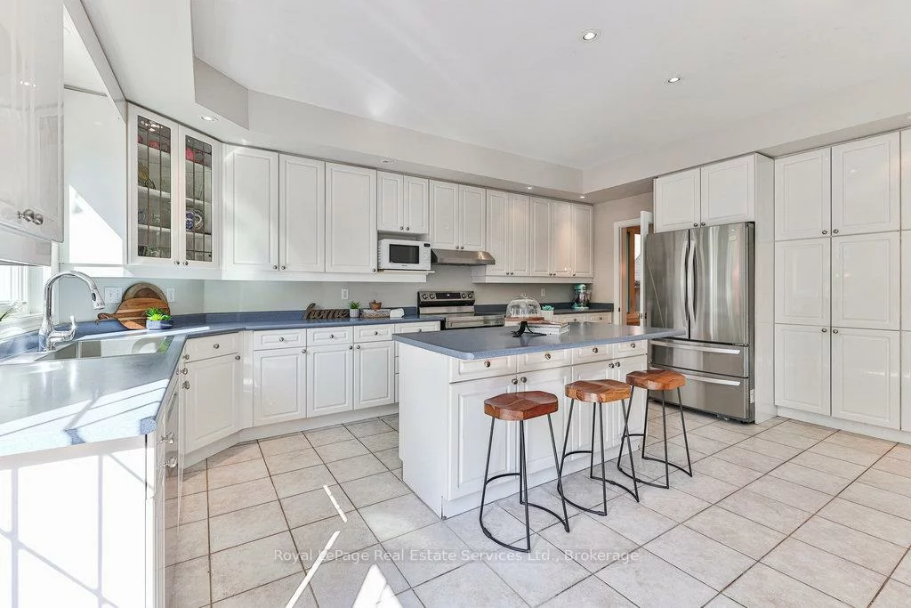 1688, Glenvista, 1009 - JC Joshua Creek, Oakville