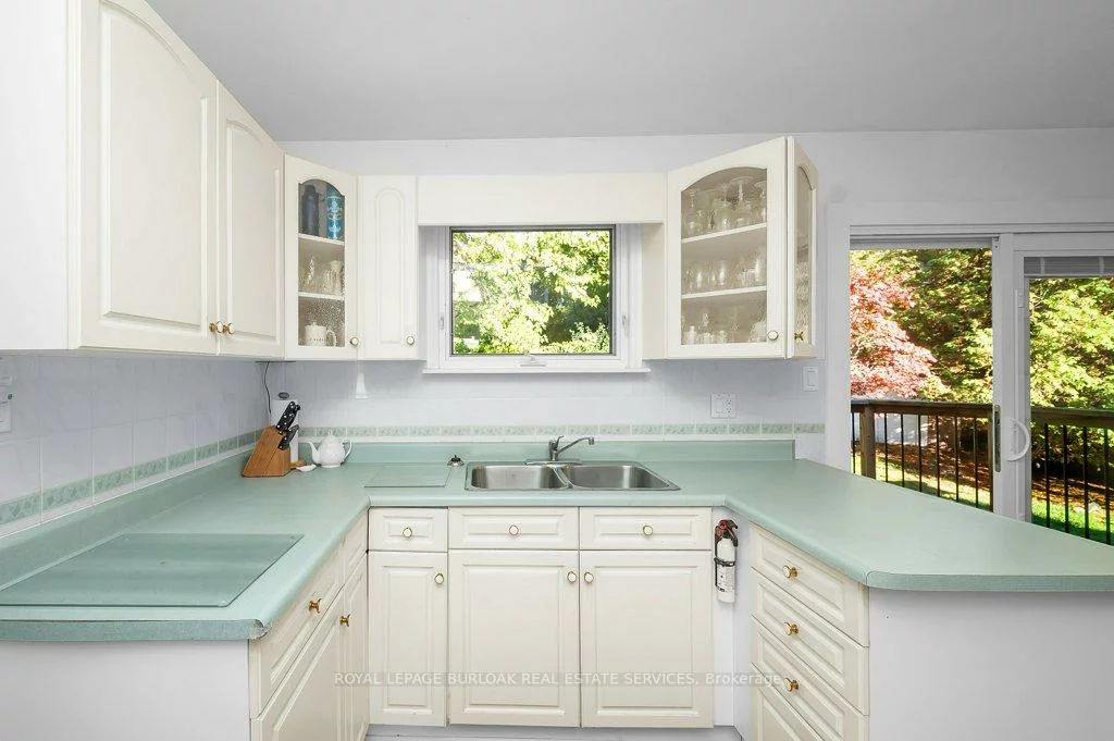 2063, Waters Edge, 1001 - BR Bronte, Oakville