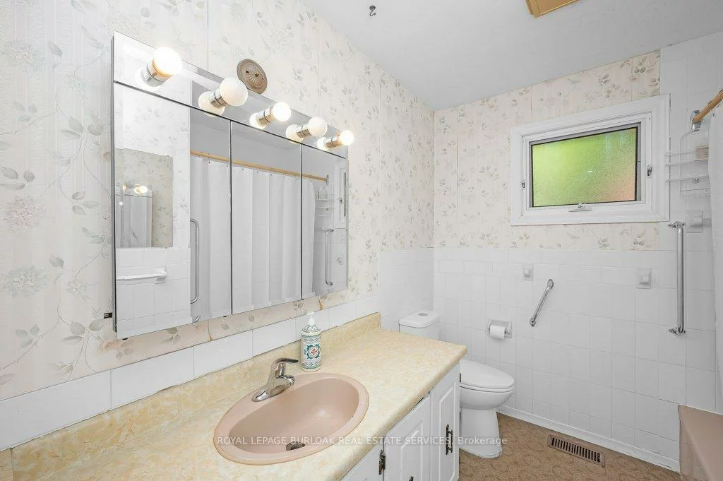 2063, Waters Edge, 1001 - BR Bronte, Oakville